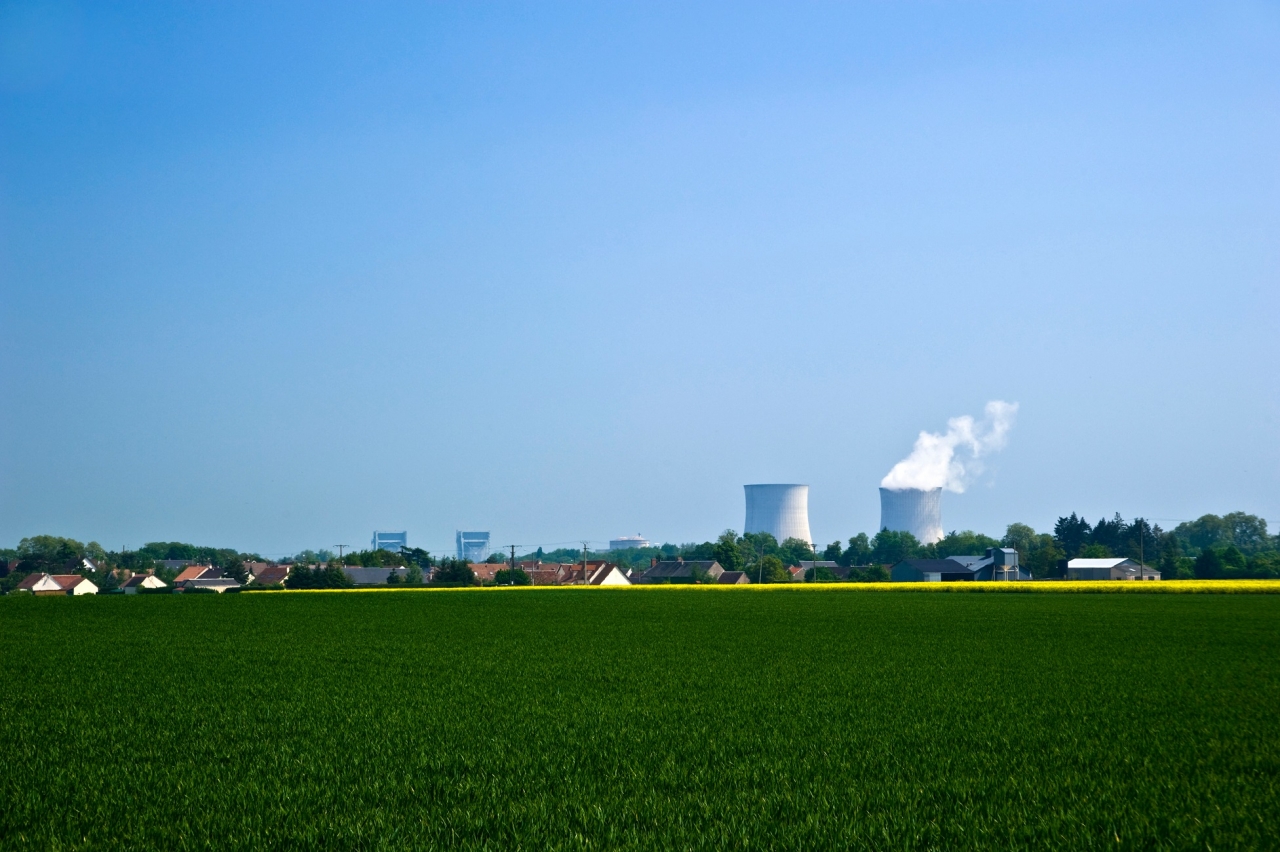 Francija napovedala gradnjo novih jedrskih elektrarn